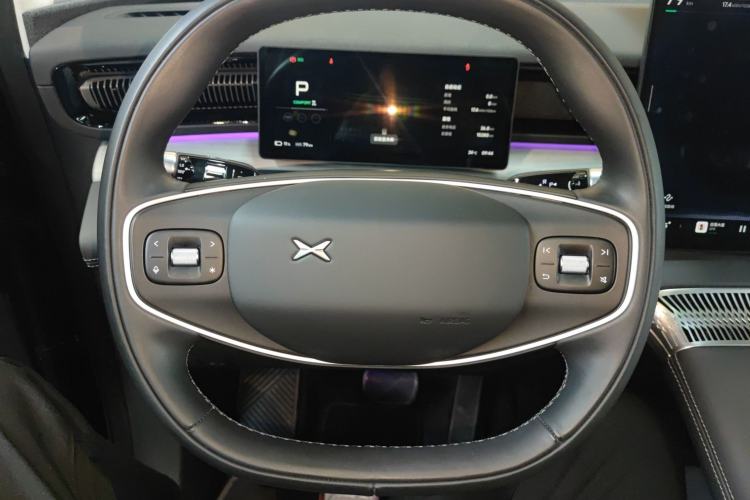 Used XPeng X9 2024 702 Ultra-Long Range Pro