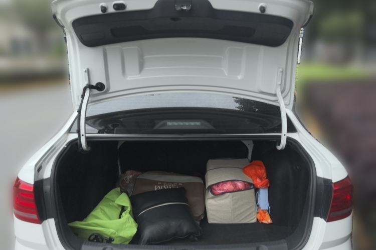 Used Volkswagen Lavida 2017 230TSI DSG Comfort Edition Trunk