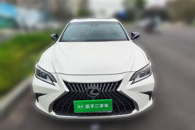 Used Lexus ES 2022 300h Excellence Edition
