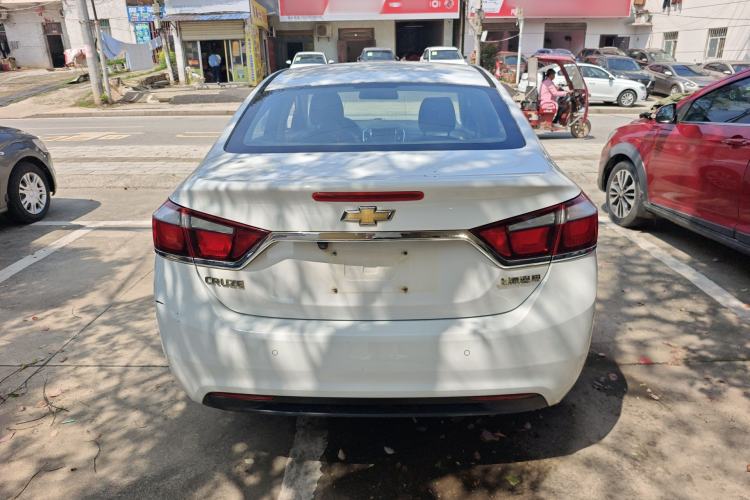 Used Chevrolet Cruze 2015 1.5L Automatic Luxury Edition Rear