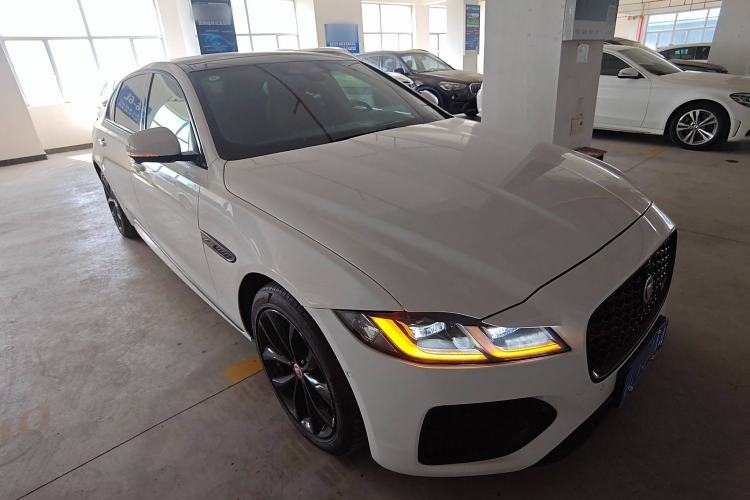 Used Jaguar XFL 2021 XFL 2.0T P250 All-Wheel-Drive Shimmering Black Sport Edition
