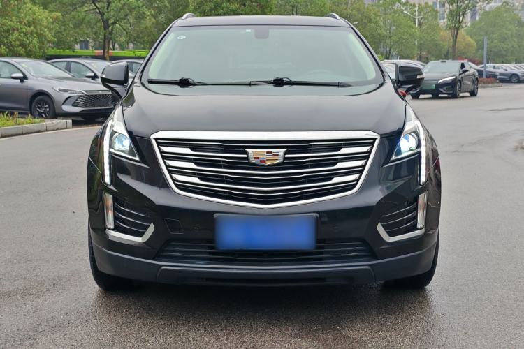 Used Cadillac XT5 2018 25T Luxury Model Exterior 7