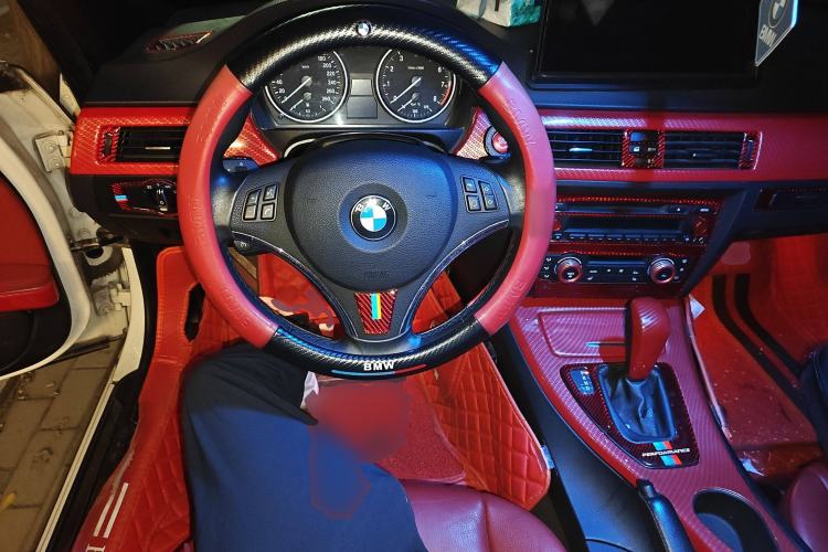 Used BMW 3 Series 2011 325i Convertible Coupe
