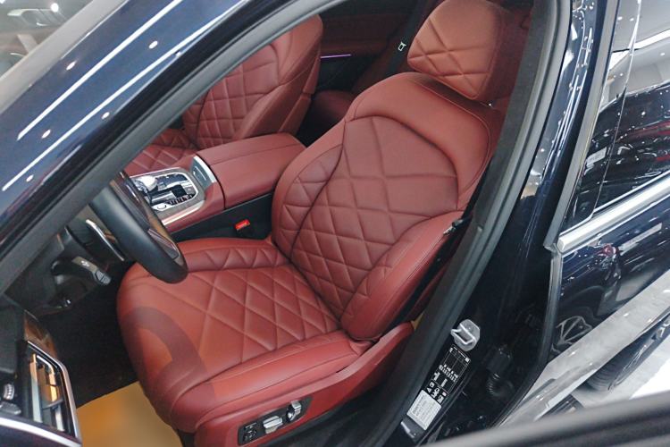 Used BMW X5 2022 Restyled xDrive 40Li M Sport Package Left Front Seat