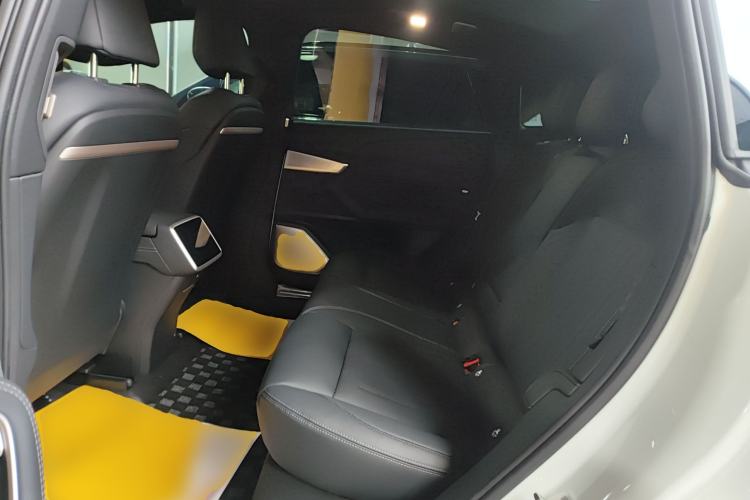 Used ONVO L60 2024 60 kWh Rear-Drive Version Left Rear Seat