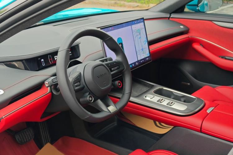 Used Xiaomi Auto SU7 2024 Rear-Drive Long-Range Intelligent Driving Version Interior 7