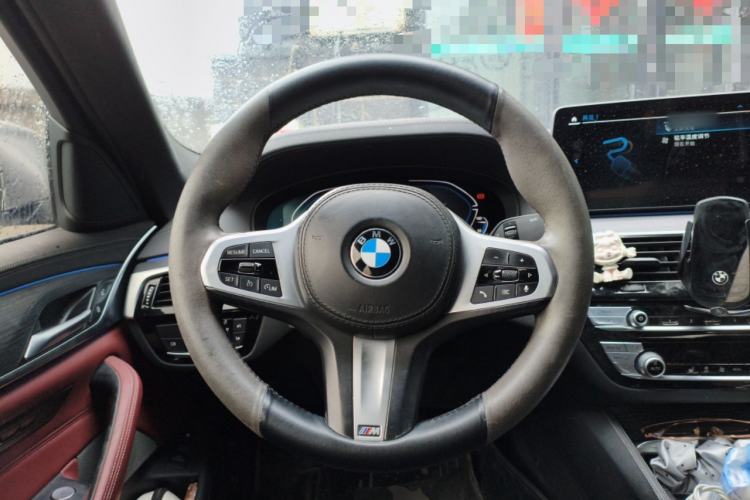 Used BMW 5 Series New Energy 2021 Restyled 535Le M Sport Package Steering Wheel
