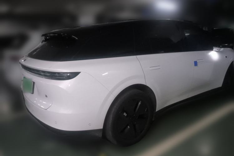 Used Li Auto i6 2025 Model Two-Wheel-Drive Standard Type Rear Right 45 Deg