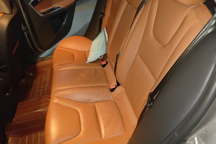 Used Volvo S60 2015 S60L 2.0T Zhiyuan Edition