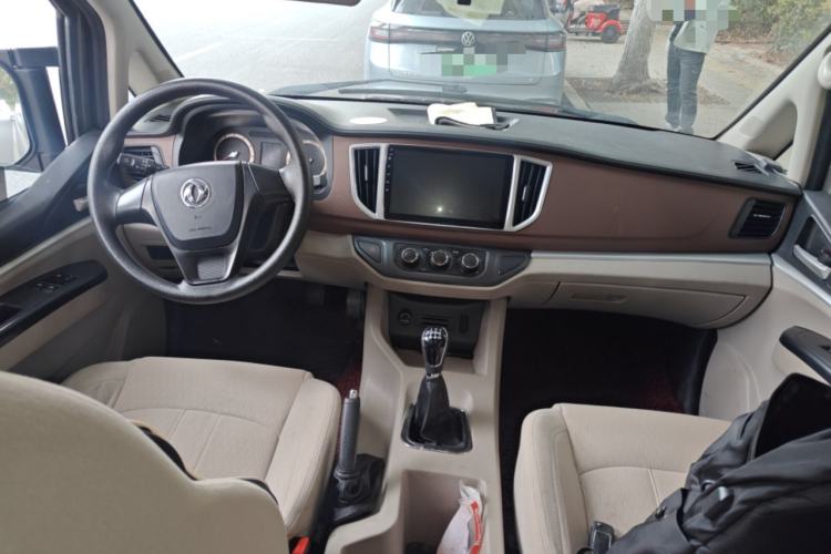 Used FORTHING Lingzhi 2019 Facelifted M5L 1.6L 7-Seater Base Model China VI Standard
