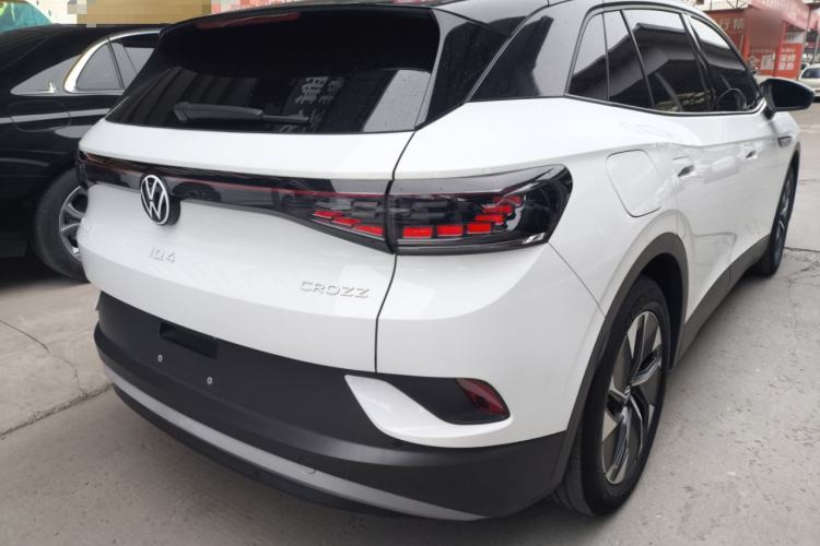 Used Volkswagen ID.4 CROZZ 2022 Standard Range PURE Edition Rear Right 45 Deg