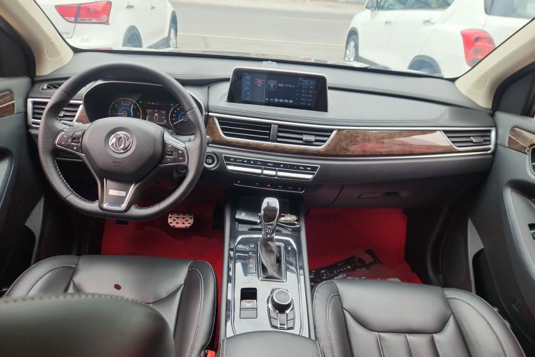 Used Dongfeng Fengon 580 2017 1.5T CVT Smart Style Model Center Console