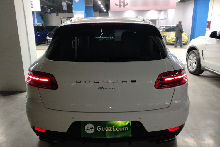 Used Porsche Macan 2017 Macan 2.0T