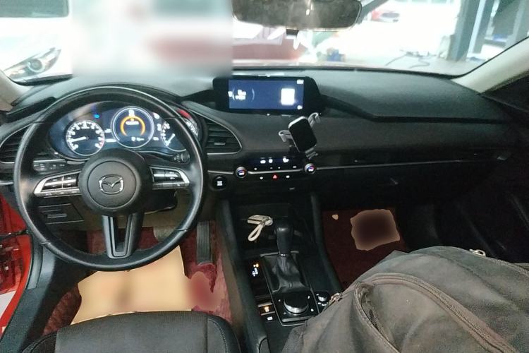 Used Mazda Mazda 3 Axela 2020 1.5L Automatic Luxury Version
