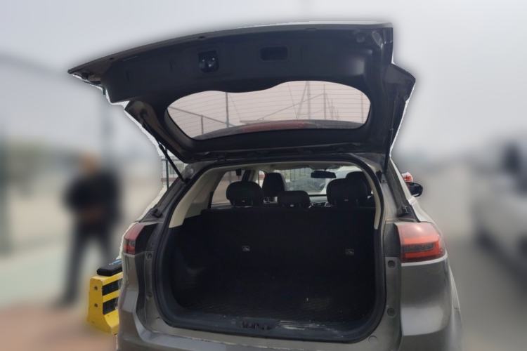 Used Geely Auto Emgrand X7 Sport 2021 Million Edition 1.8TD Manual Two-Wheel Drive Comfort Model Trunk