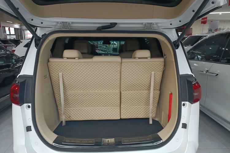 Used Buick GL8 2022 ES Land Cruiser 653T Luxury Model
