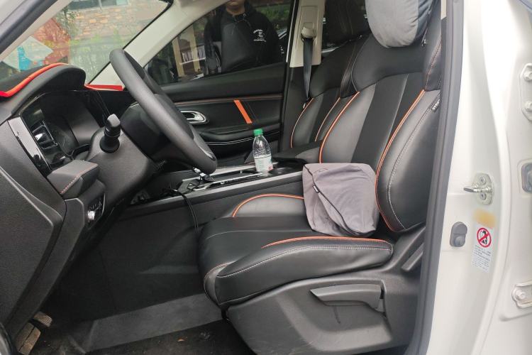 Used CHANGAN OSHAN X7 PLUS 2022 1.5T Blue Whale Edition Automatic Luxury 7-Seater Left Front Seat