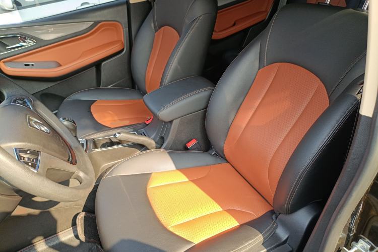 Used Baojun 560 2015 1.8L Manual Elite Edition
