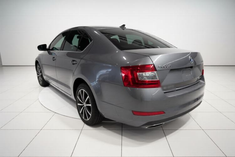 Used Skoda Octavia 2017 TSI280 DSG Smart Drive Edition Exterior 2