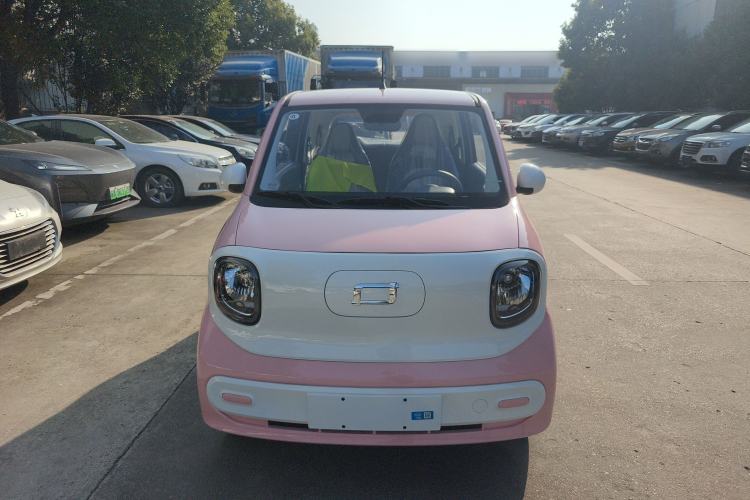 Used Bestune Pony 2025 222km Range Elegant Horse