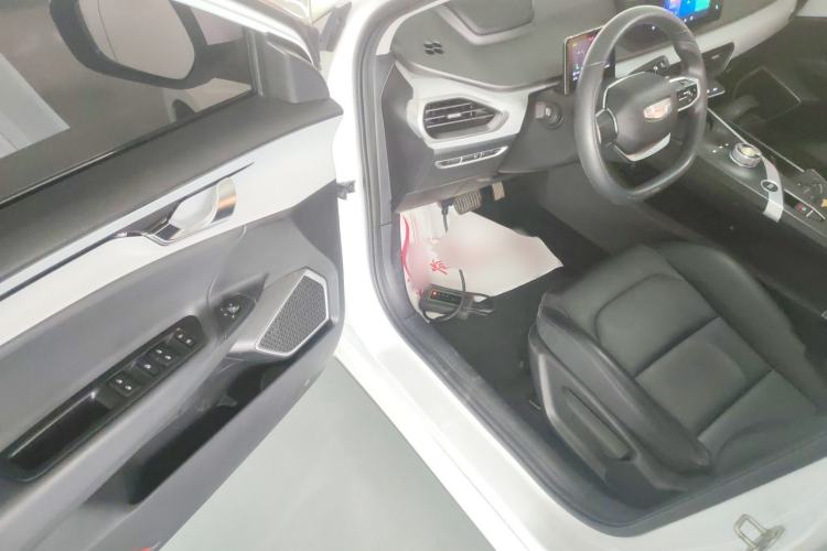 Used Geometry A 2024 410KM Travel Edition Driver Seat