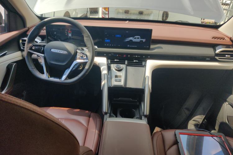 Used SAIC MAXUS Xingji 2023 Starry H 2.0T Automatic Diesel Dual-Turbo All-Wheel-Drive Flagship Model – Standard Wheelbase
