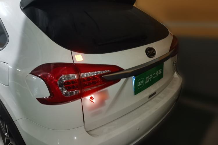 Used BYD Tang New Energy 2015 2.0T Four-Wheel-Drive Flagship Model