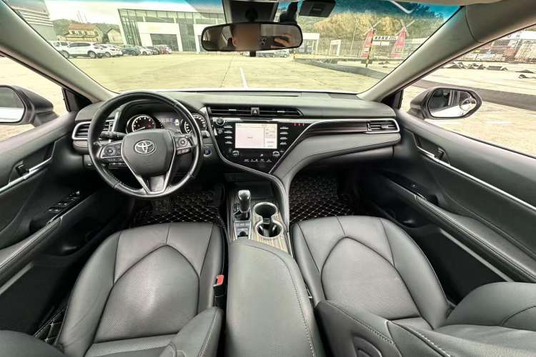 Used Toyota Camry 2018 2.5G Luxury Edition