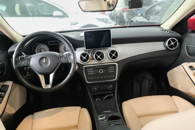 Used Mercedes-Benz GLA 2016 GLA 220 4MATIC Fashion Edition
