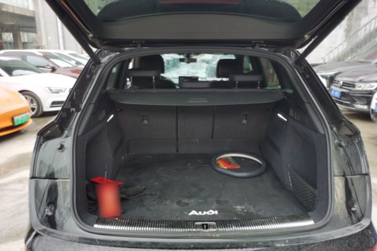 Used Audi Q5L 2023 40T Luxury Dynamic Model
