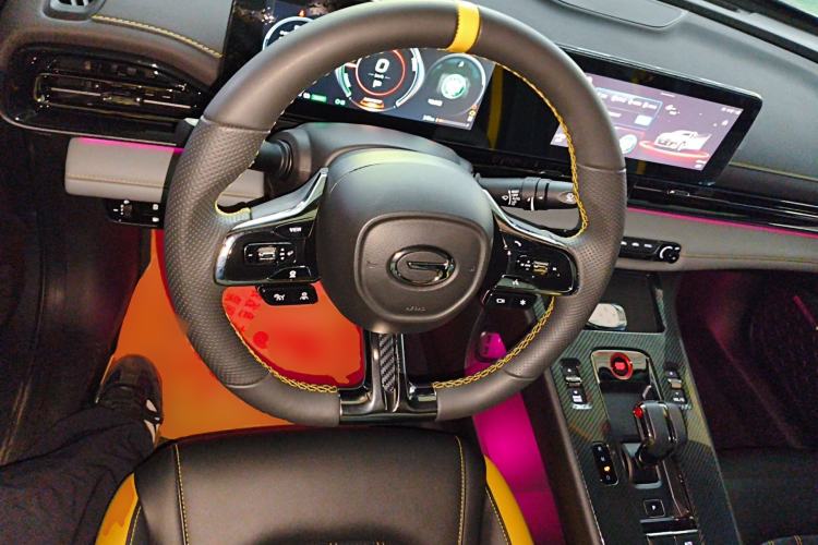 Used GAC Trumpchi EMPOW 2023 Shadow Leopard H Smart Hybrid Edition Steering Wheel