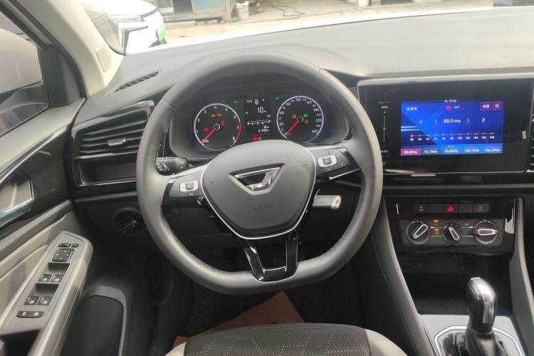 Used Jetta VS5 2019 280TSI Automatic Trend Model Steering Wheel