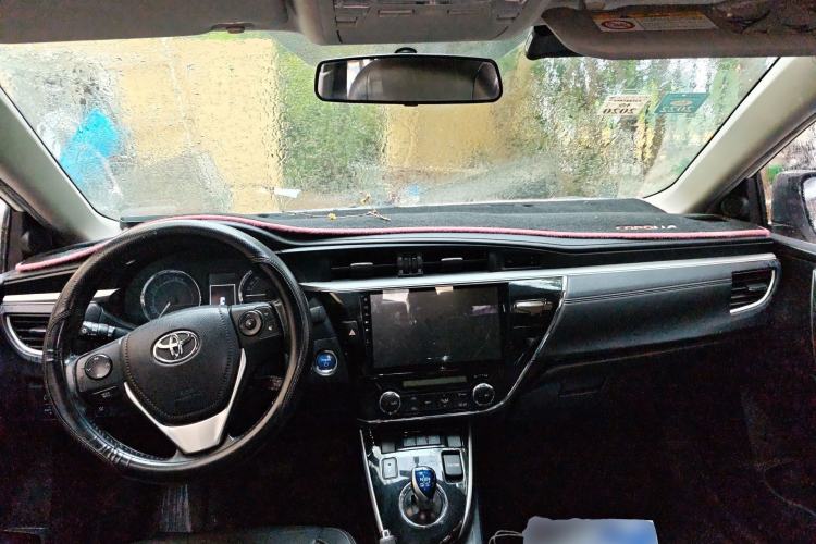 Used Toyota Corolla 2016 Dual-Engine 1.8L E-CVT Elite Edition