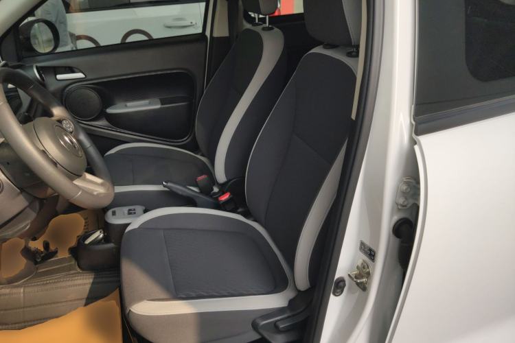 Used ORA Black Cat 2021 301 km Basic Version
