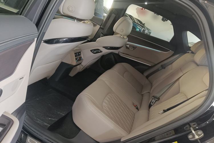 Used BYD Han 2025 DM-i Intelligent Driving Edition 125KM LiDAR Flagship Model
