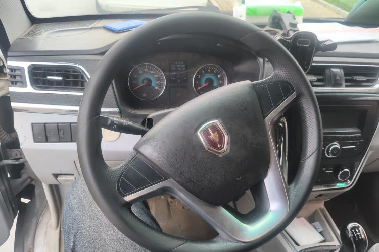 Used Jinbei New Hiace X30L 2016 1.5L Wealth Edition Van DLCG14