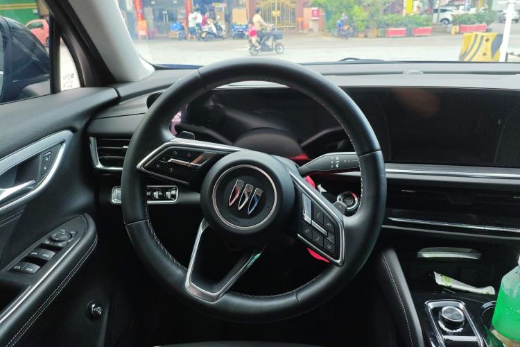 Used Buick Envision 2025 Encore Plus 28T Two-Wheel-Drive Platinum Edition