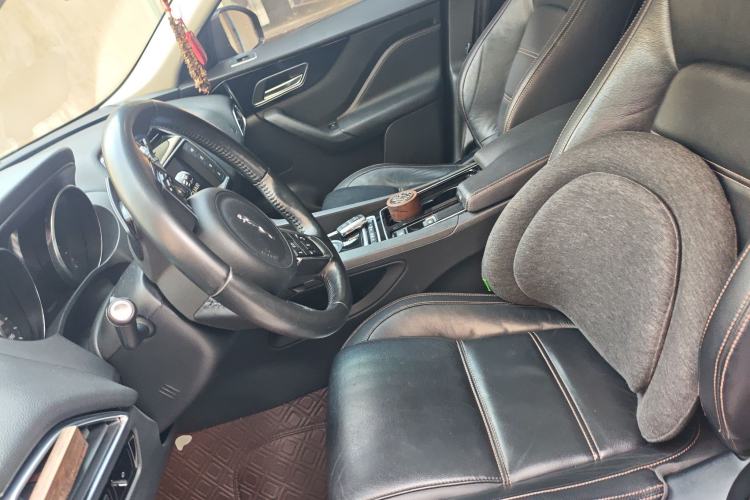 Used Jaguar F-PACE 2018 2.0T Four-Wheel Drive Urban Luxury Edition Left Front Seat