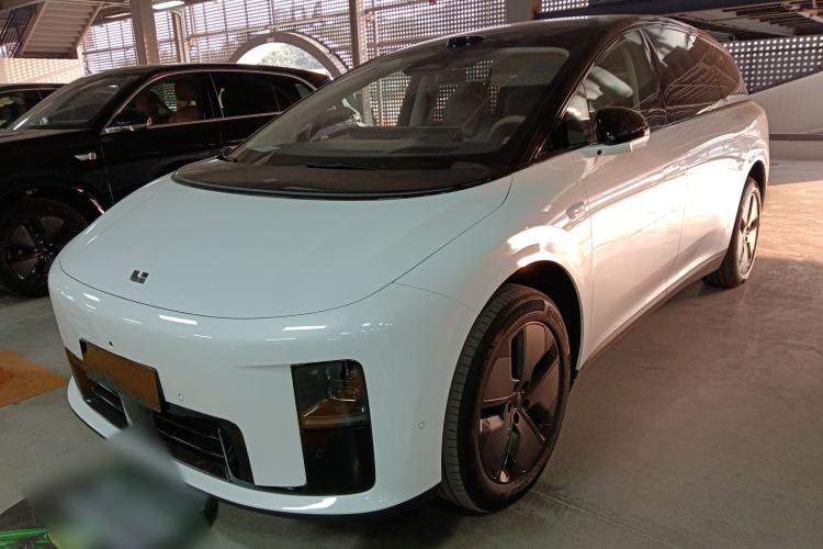 Used Li Auto i8 2025 Model Standard Version