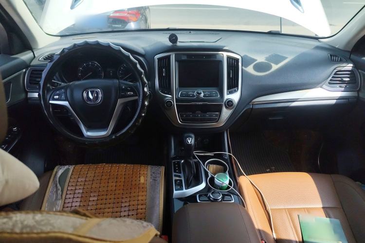 Used CHANGAN CS95 2017 2.0T Two-Wheel Drive Zhiyuan Edition