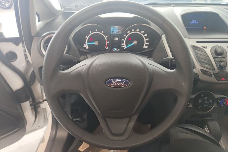 Used Ford Fiesta 2013 Hatchback 1.5L Automatic Fashion Edition