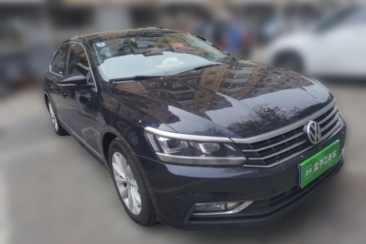 Used Volkswagen Passat 2017 330TSI DSG Luxury Edition
