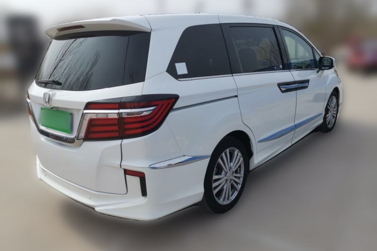 Used Honda Elysion 2016 2.4L Supreme Edition
