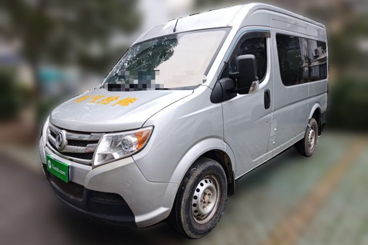 Used Dongfeng Yufeng 2020 2.3T Economy Logistics Vehicle Short Wheelbase Mid-Roof Design 5-9 Seats WP2.3