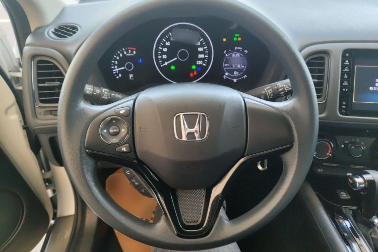 Used Honda Vezel 2020 1.5L CVT Pioneer Edition
