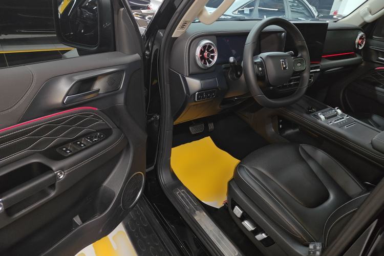 Used Tank 300 2025 2.0T Challenger Driver Seat