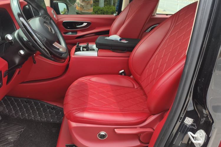 Used Mercedes-Benz Vito 2021 2.0T Business Version 7 Seats Left Front Seat