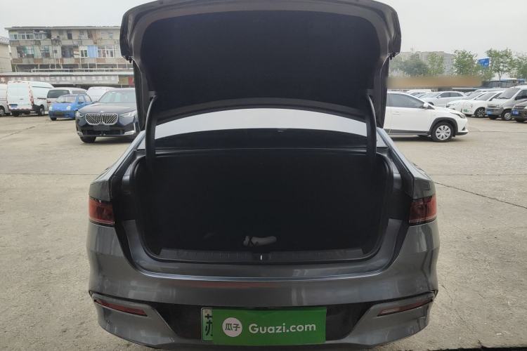 Used BYD Qin PLUS 2024 HONOR Edition DM-i 55KM Leading Model Trunk
