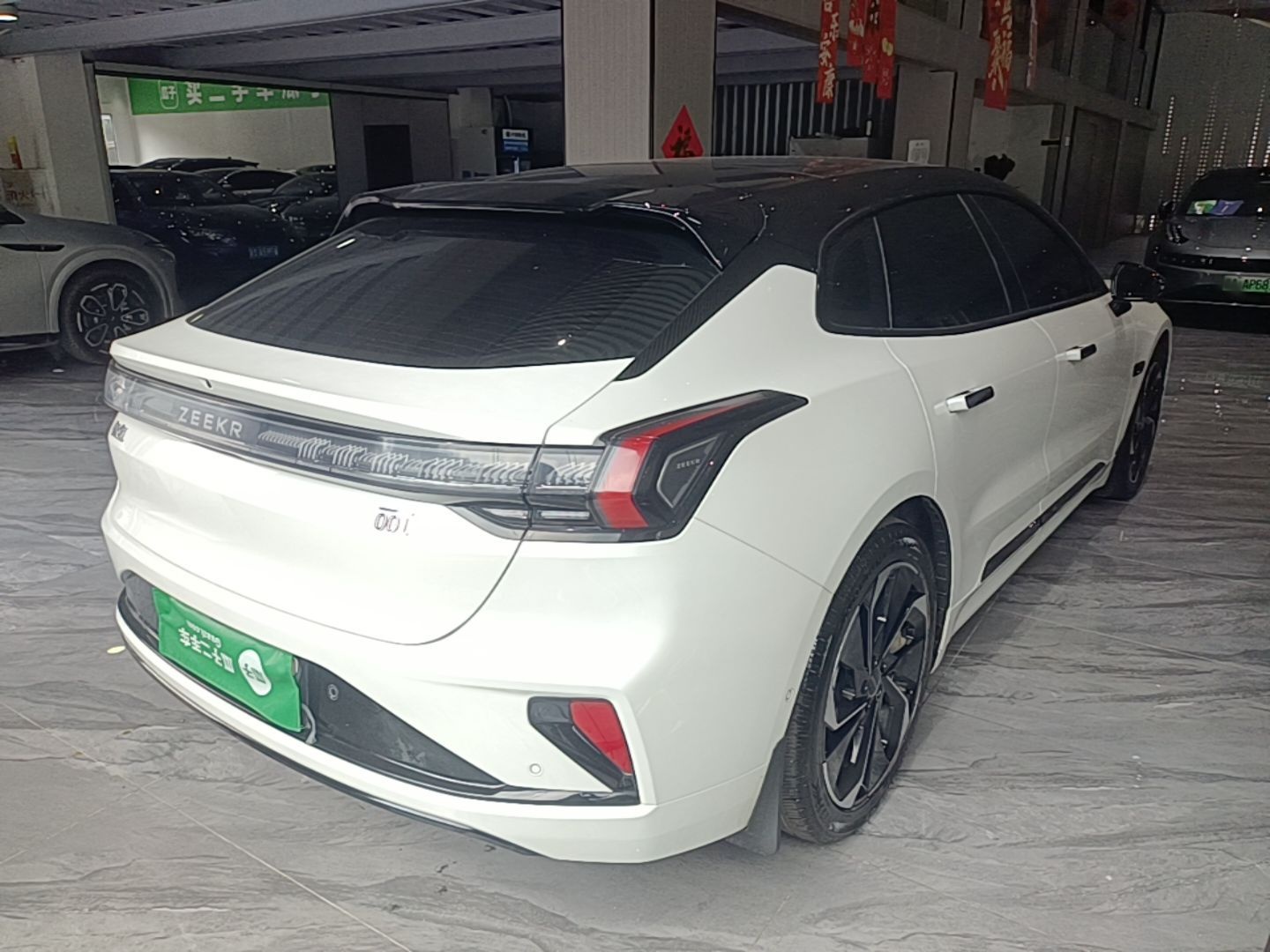 Zeekr 001 2025 WE Edition 95 kWh Rear-Drive — снимка 6