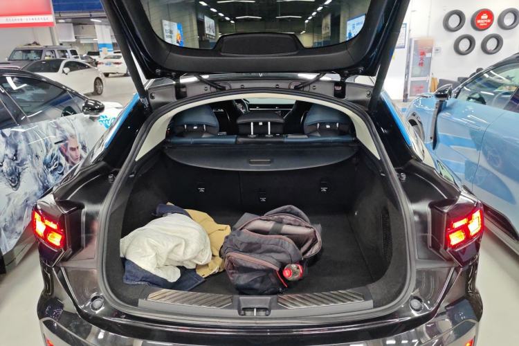 Used Lynk & Co 05 2022 2.0T Two-Wheel Drive Shine Halo